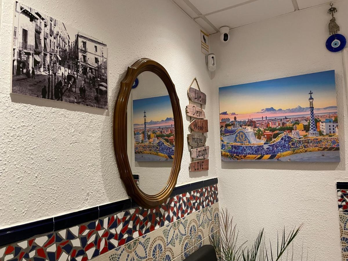 Pension Bertolin Barcelona Eksteriør billede